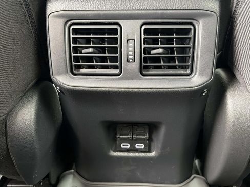 Used 2024 Toyota RAV4 SE AWD/4WD image 13