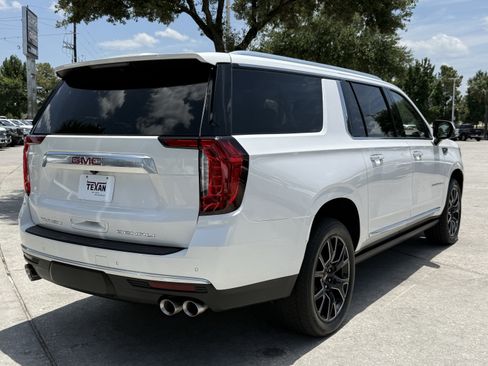 Used 2023 GMC Yukon XL Denali w/ Max Trailering Package AWD/4WD image 5