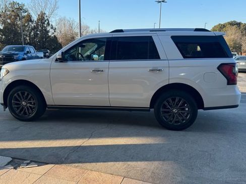 Used 2020 Ford Expedition Limited w/ Equipment Group 301A image 9