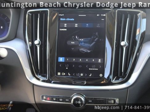 Used 2024 Volvo S60 B5 Core image 13