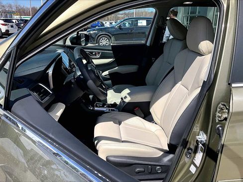 New 2026 Subaru Ascent Limited image 9