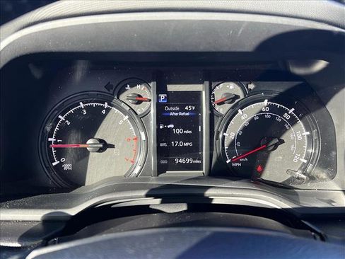 Used 2022 Toyota 4Runner SR5 Premium image 12