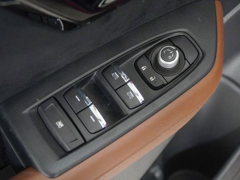 Used 2025 Subaru Forester Touring image 22