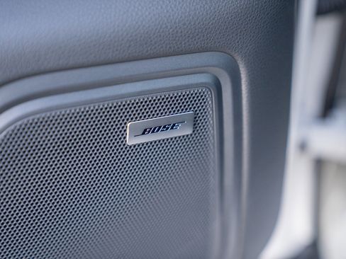 Certified 2026 Porsche Macan AWD/4WD image 12