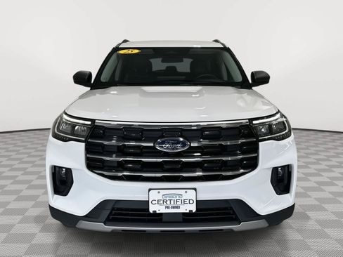 Used 2025 Ford Explorer Active w/ Active Comfort Package AWD/4WD image 8