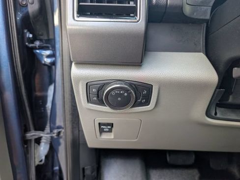 Used 2019 Ford F150 XLT AWD/4WD image 11