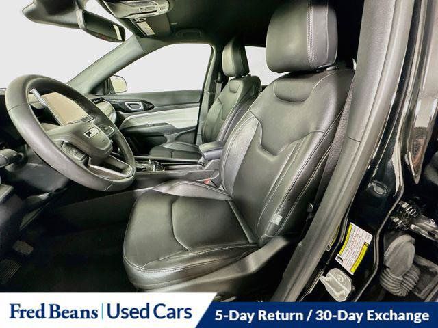 Certified 2025 Jeep Compass Limited AWD/4WD image 26