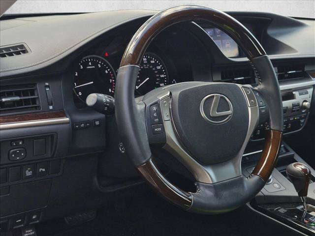 Used 2014 Lexus ES 350 w/ Premium Package FWD image 3