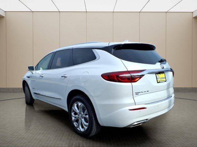 Used 2020 Buick Enclave Avenir w/ Avenir Technology Package AWD/4WD image 10