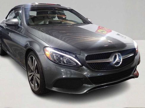 Used 2017 Mercedes-Benz C 300 Cabriolet image 3