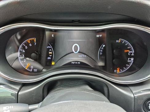 Used 2019 Jeep Grand Cherokee Trailhawk w/ Trailhawk Luxury Group AWD/4WD image 11