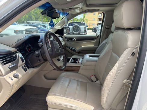 Used 2020 GMC Yukon Denali w/ Denali Premium Package RWD image 28