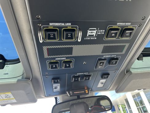 Used 2024 INEOS Grenadier AWD/4WD image 50