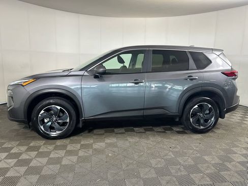 Certified 2026 Nissan Rogue SV w/ Cold Weather Package AWD/4WD image 5
