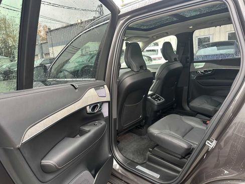 Used 2025 Volvo XC90 B6 Ultra w/ Protection Package Premier image 16