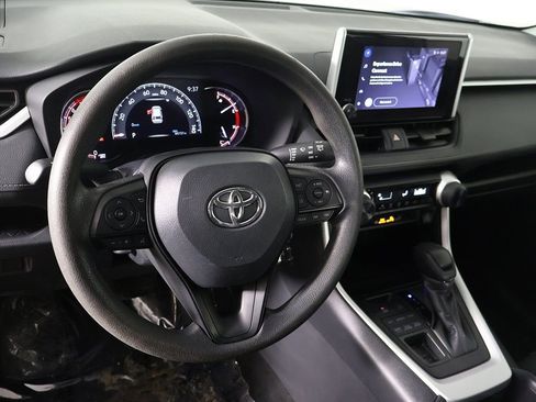 Used 2024 Toyota RAV4 LE AWD/4WD image 20