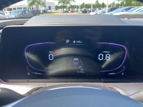 Used 2025 Kia Telluride S FWD image 11