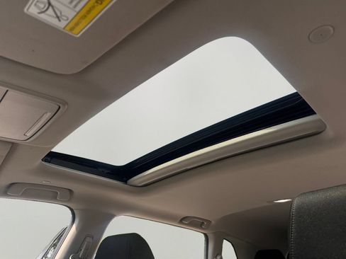 Used 2025 Honda CR-V EX image 21