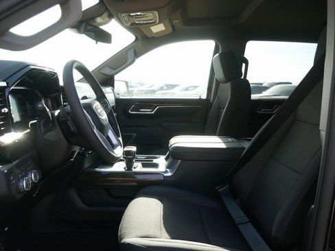 New 2026 GMC Sierra 1500 Elevation image 14