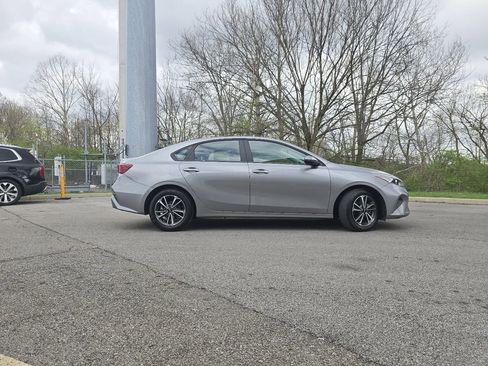 Used 2024 Kia Forte LXS w/ LXS Technology Package image 14