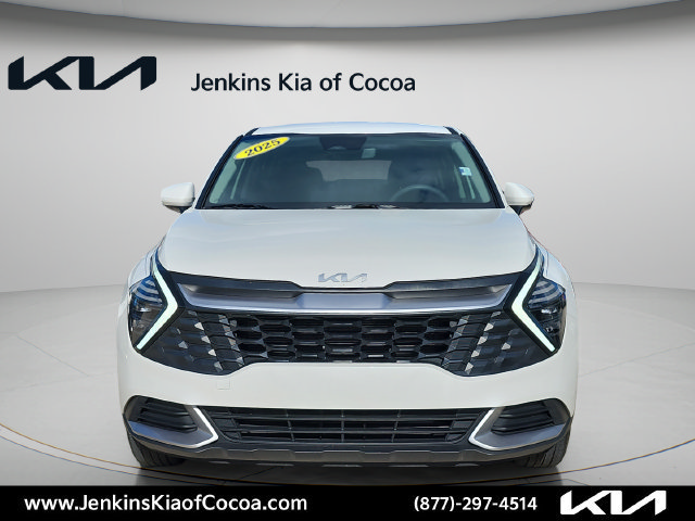 Used 2025 Kia Sportage LX FWD image 11