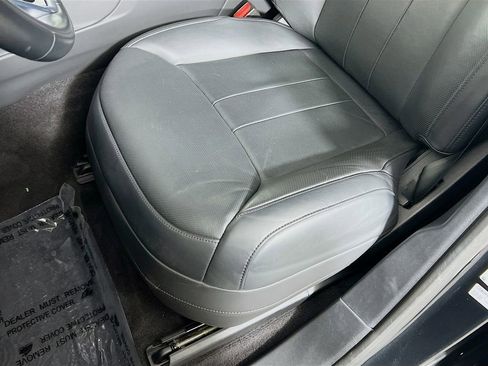 Used 2023 Land Rover Range Rover Sport SE image 20