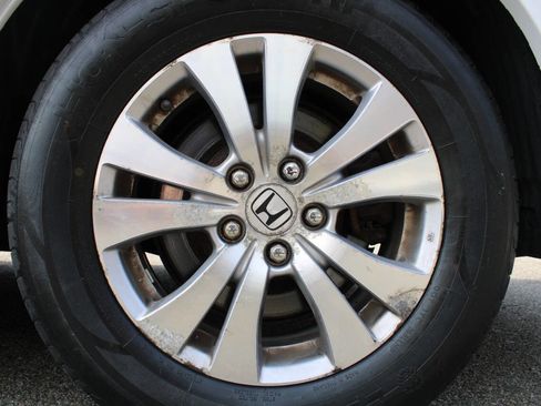Used 2014 Honda Odyssey EX-L image 21