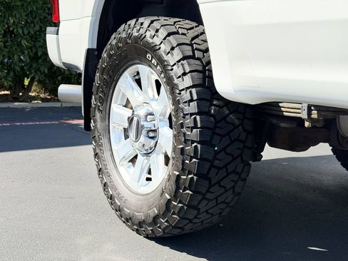 Used 2020 Ford F350 Platinum w/ FX4 Off-Road Package AWD/4WD image 16