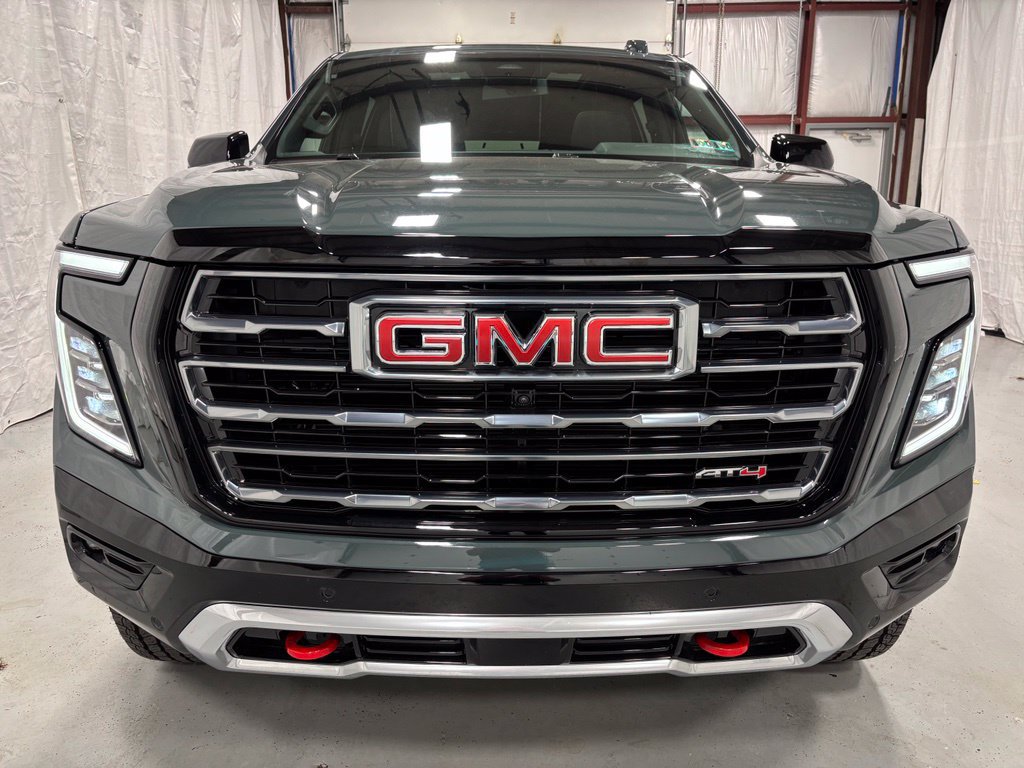 Used 2026 GMC Yukon XL AT4 AWD/4WD image 2