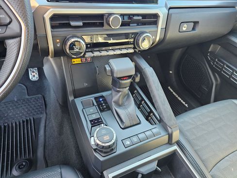 Used 2024 Toyota Tacoma TRD Sport w/ TRD Sport Premium Package image 31