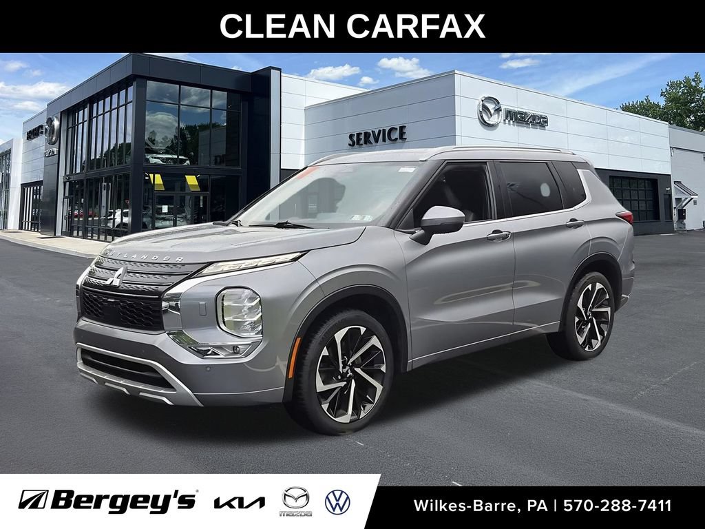 Used 2023 Mitsubishi Outlander SEL AWD/4WD image 1