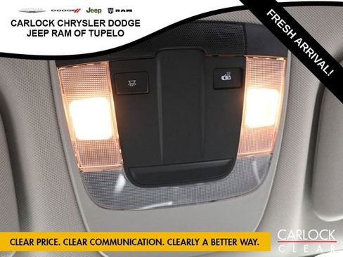 Used 2023 Kia Sorento LX image 27