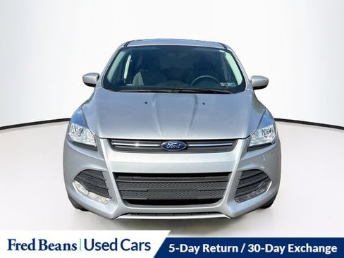 Used 2016 Ford Escape SE w/ SE Cold Weather Package AWD/4WD image 2