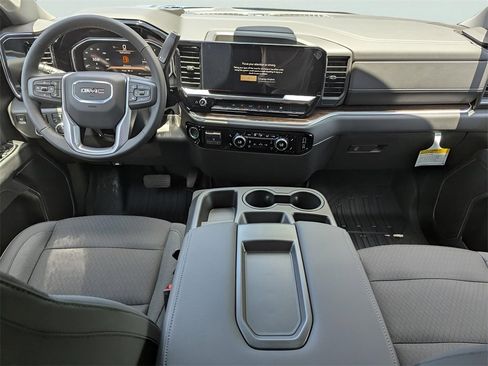 New 2026 GMC Sierra 1500 Elevation image 19
