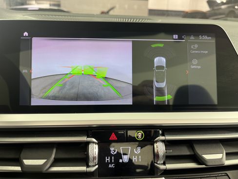 Used 2021 BMW M440i Convertible w/ Premium Package image 28