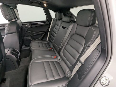 New 2026 Porsche Macan Turbo image 22