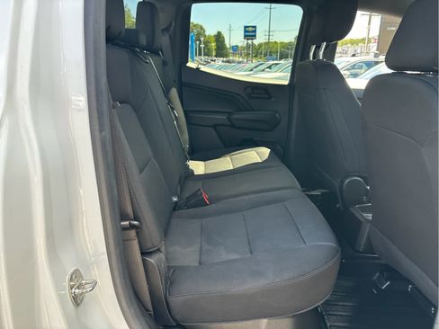 Certified 2023 Chevrolet Colorado W/T RWD image 24