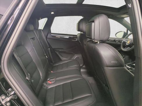 New 2026 Porsche Macan S image 25