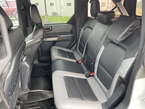 Used 2023 Ford Bronco Black Diamond AWD/4WD image 21