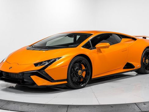 Used 2023 Lamborghini Huracan Tecnica RWD image 7
