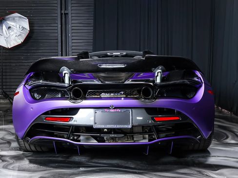 Used 2020 McLaren 720S Spider RWD image 16