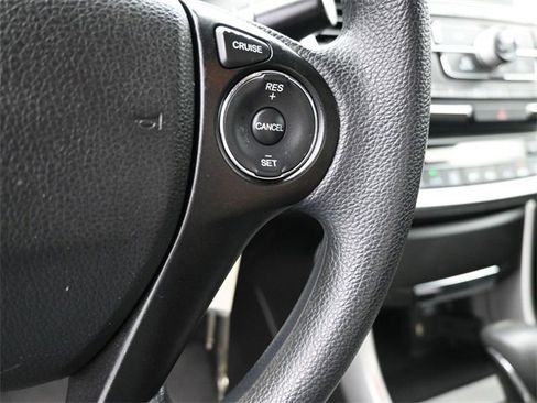 Used 2013 Honda Accord LX image 7