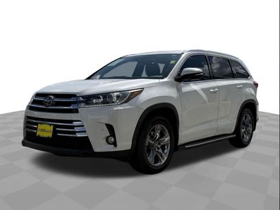 Used 2018 Toyota Highlander Limited Platinum