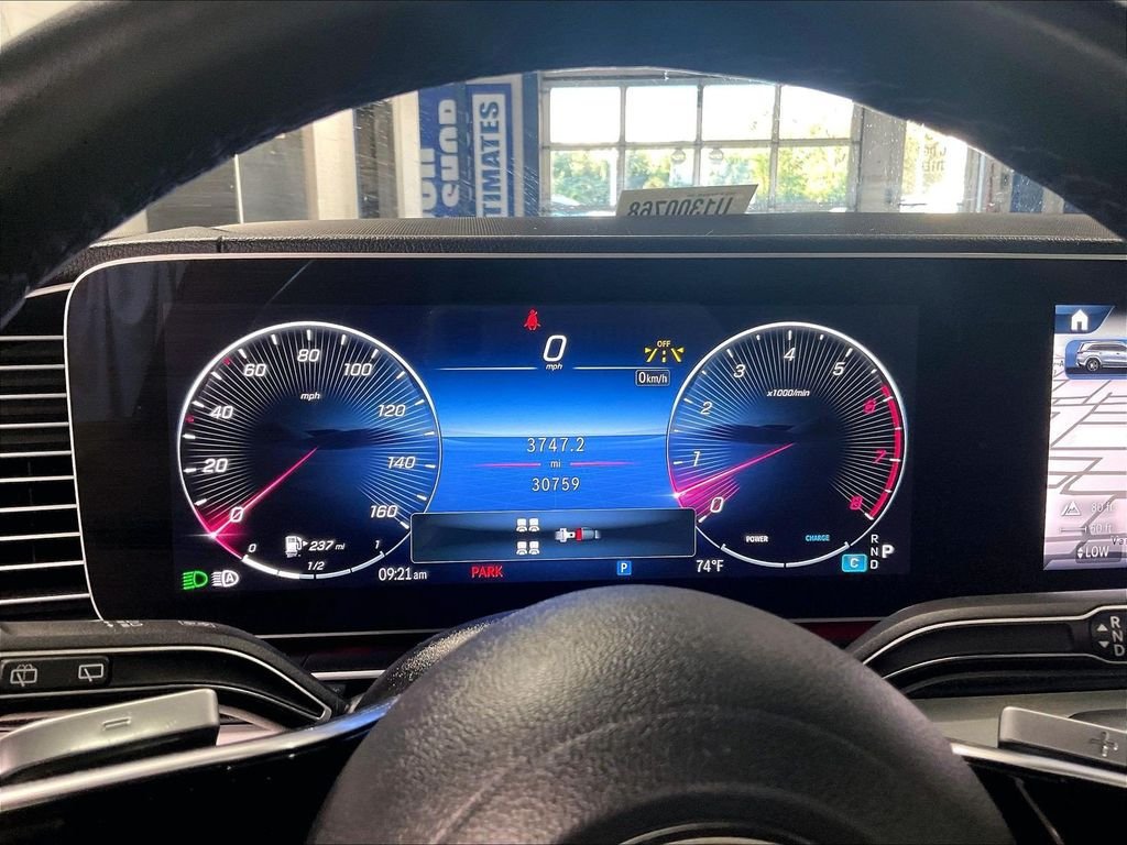 Used 2025 Mercedes-Benz GLS 450 4MATIC image 26