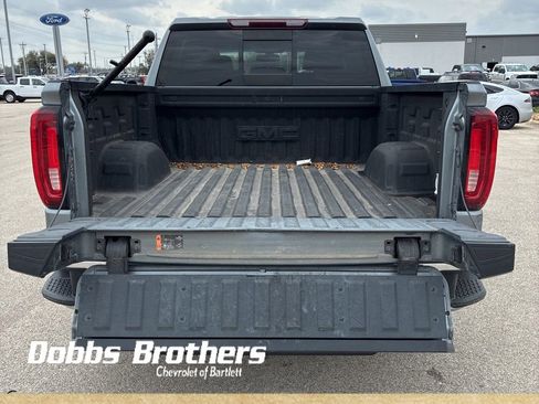Used 2022 GMC Sierra 1500 SLT image 17