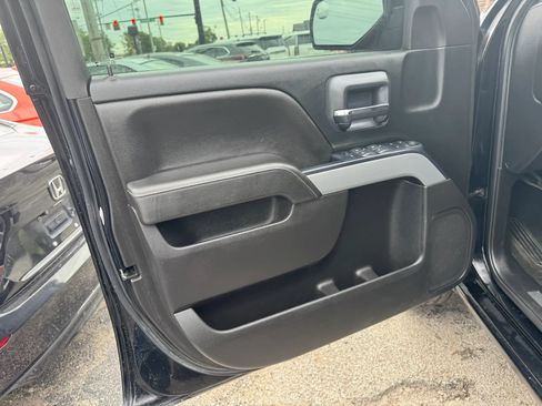 Used 2018 Chevrolet Silverado 1500 LT w/ All Star Edition AWD/4WD image 12