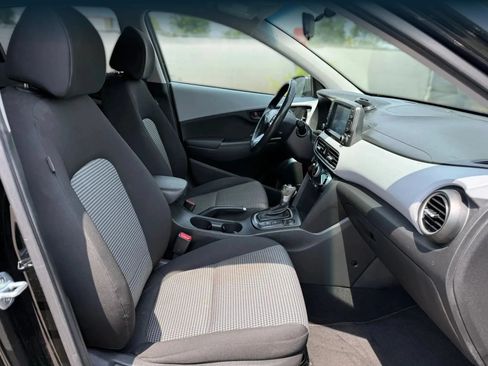 Used 2018 Hyundai Kona SEL AWD/4WD image 18