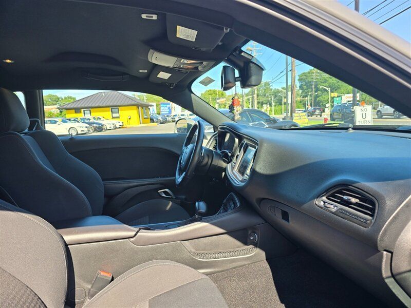Used 2019 Dodge Challenger GT w/ Blacktop Package AWD/4WD image 18