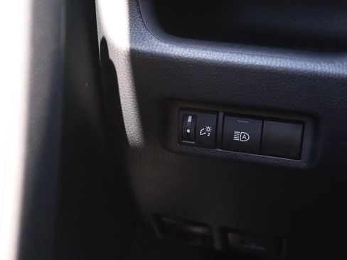 Used 2024 Toyota RAV4 XLE AWD/4WD image 21
