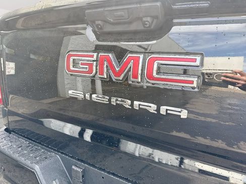 New 2026 GMC Sierra 1500 Elevation w/ Elevation Premium Package AWD/4WD image 28